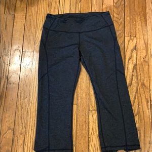 Two pairs of zella Capri leggings